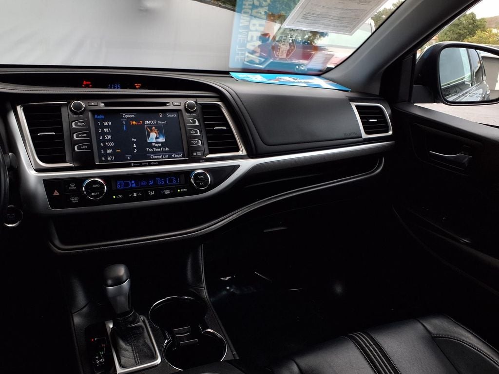 2018 Toyota Highlander SE