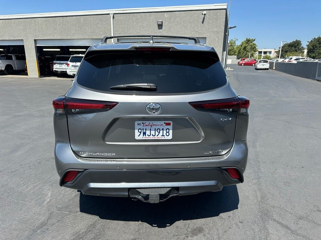 2026 Toyota Highlander Hybrid Limited