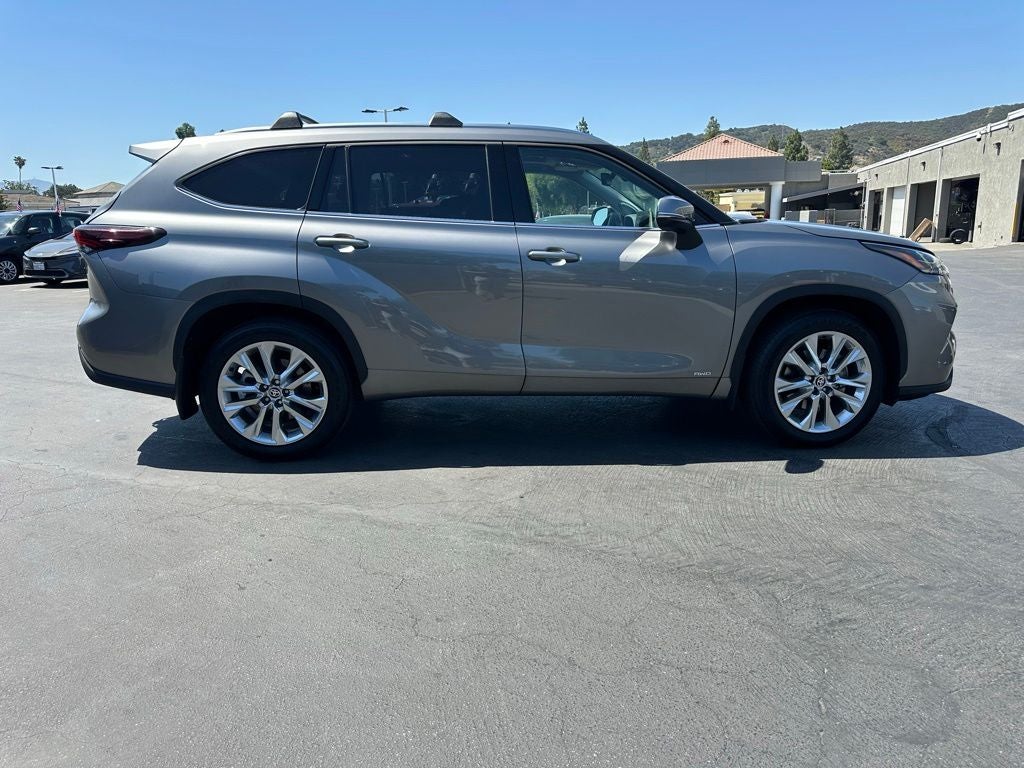2026 Toyota Highlander Hybrid Limited