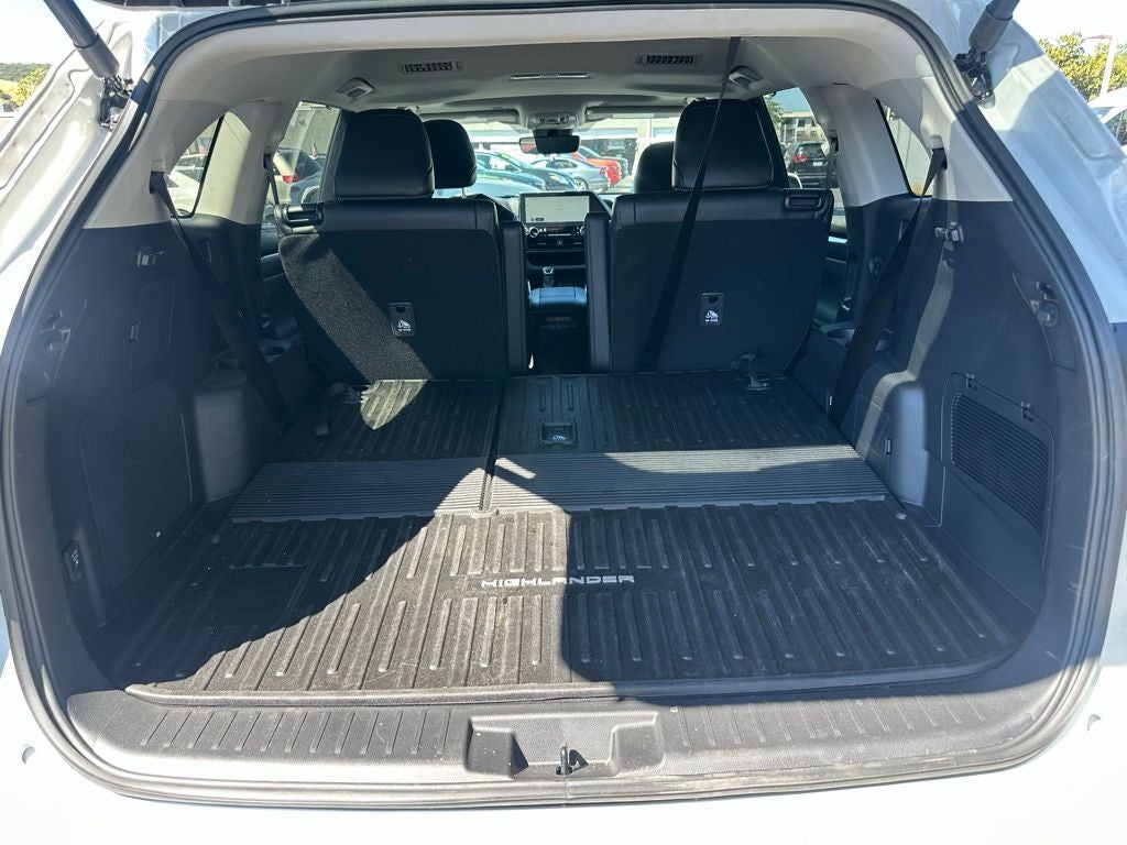 2026 Toyota Highlander Hybrid Limited