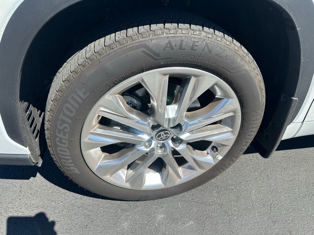 2026 Toyota Highlander Hybrid Limited