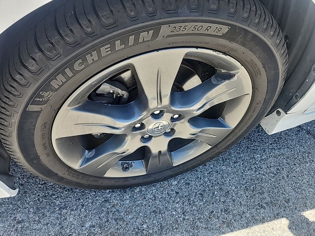 2016 Toyota Sienna SE 8 Passenger