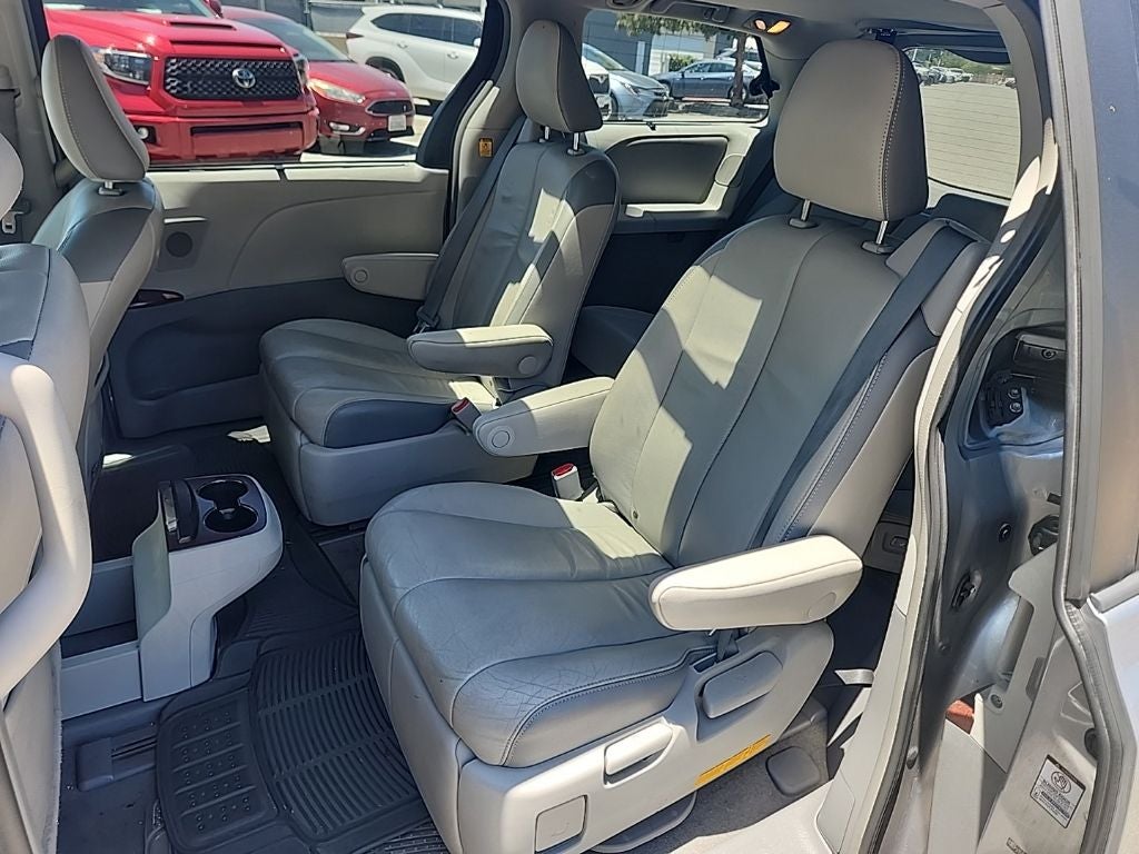 2012 Toyota Sienna Limited 7 Passenger