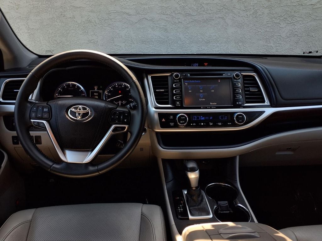2016 Toyota Highlander Limited
