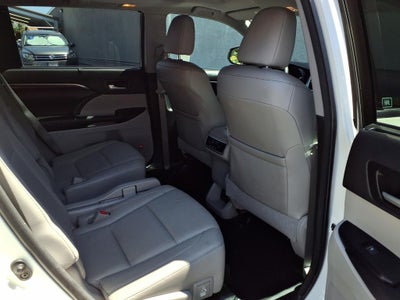 2016 Toyota Highlander Limited