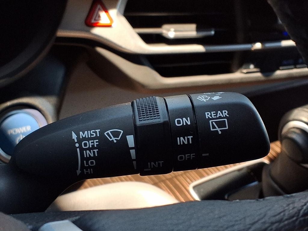 2024 Toyota Sienna XLE 8 Passenger