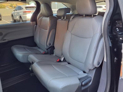 2024 Toyota Sienna XLE 8 Passenger