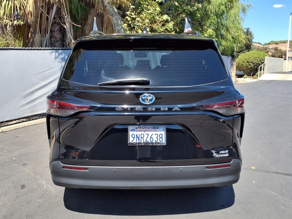 2024 Toyota Sienna XLE 8 Passenger