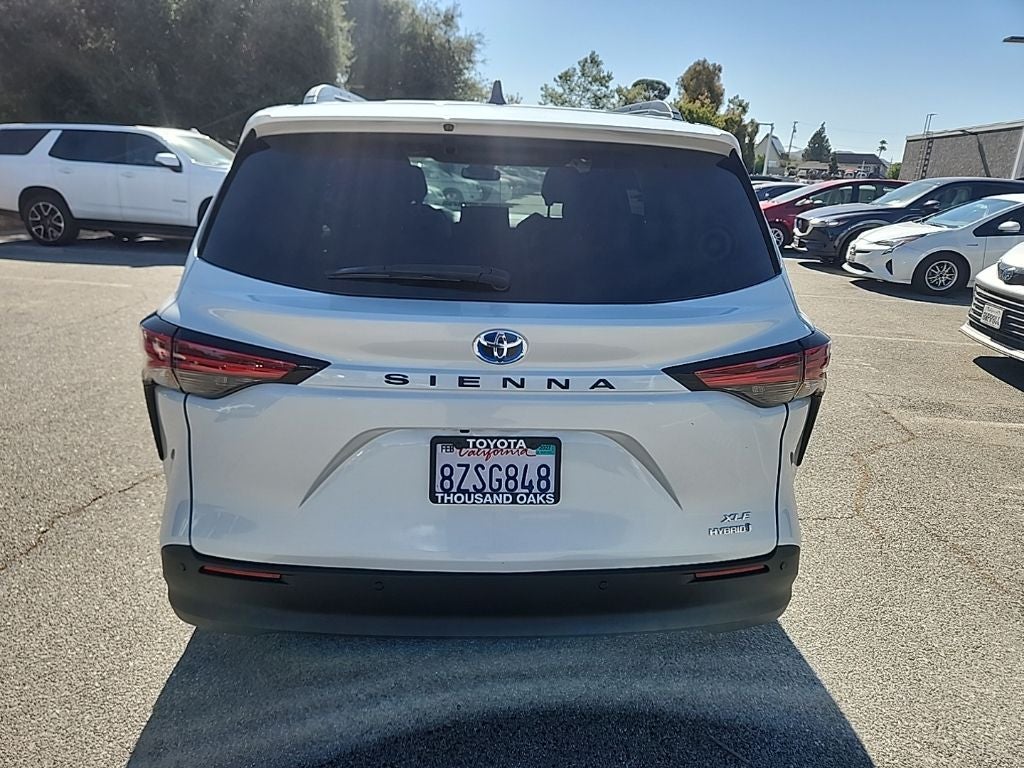 2022 Toyota Sienna XLE 7 Passenger