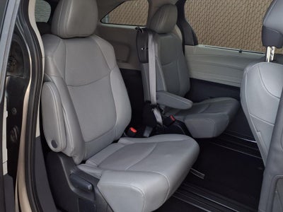 2024 Toyota Sienna XLE 8 Passenger
