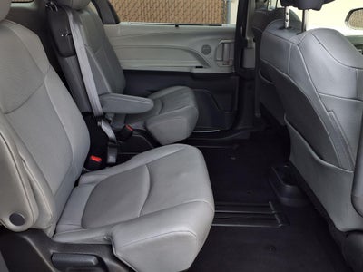 2024 Toyota Sienna XLE 8 Passenger