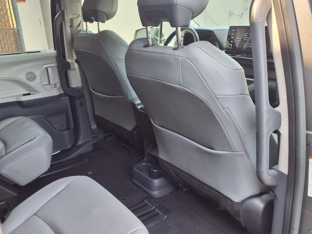 2024 Toyota Sienna XLE 8 Passenger