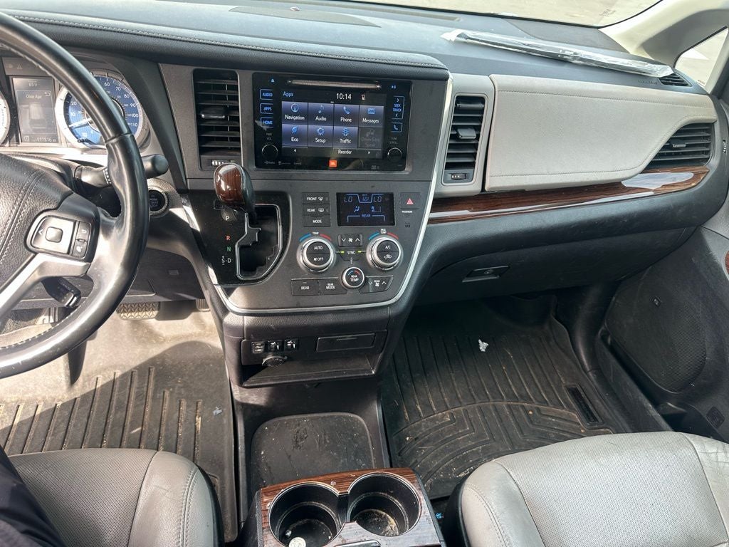 2017 Toyota Sienna Limited 7 Passenger