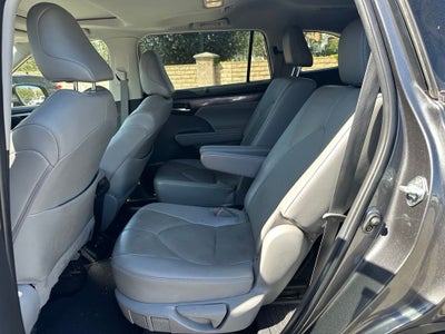 2021 Toyota Highlander Limited