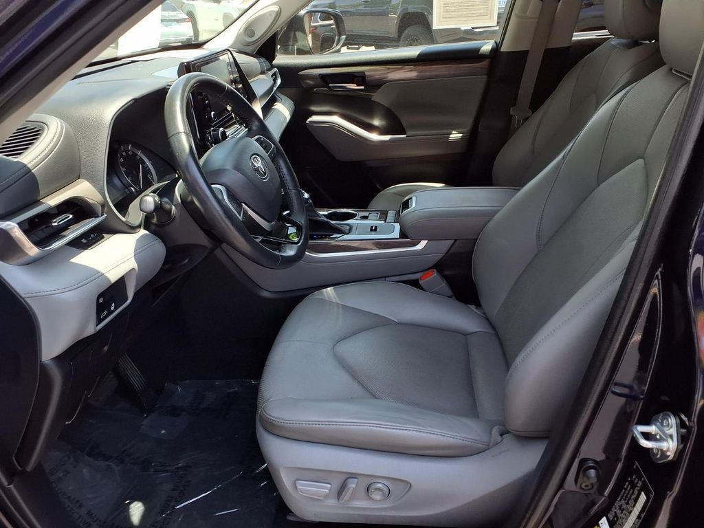 2022 Toyota Highlander Limited