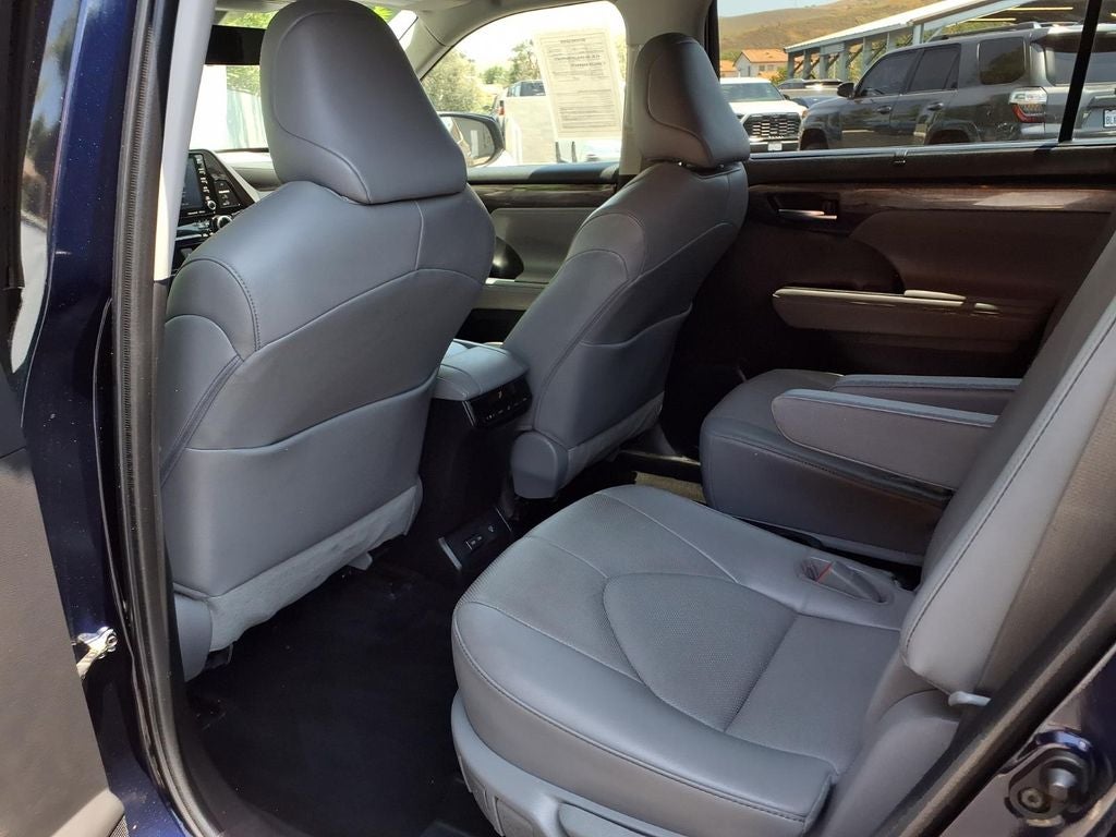 2022 Toyota Highlander Limited