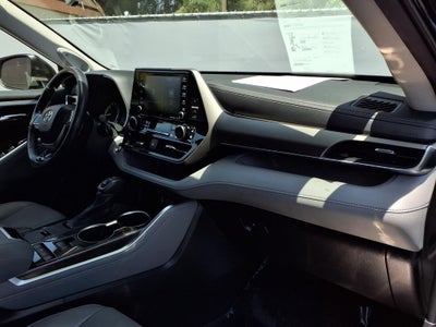 2022 Toyota Highlander Limited