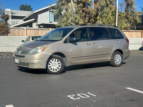 2005 Toyota Sienna CE