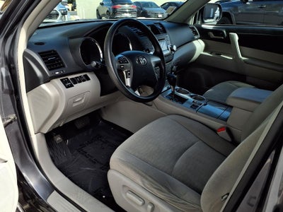 2012 Toyota Highlander Base