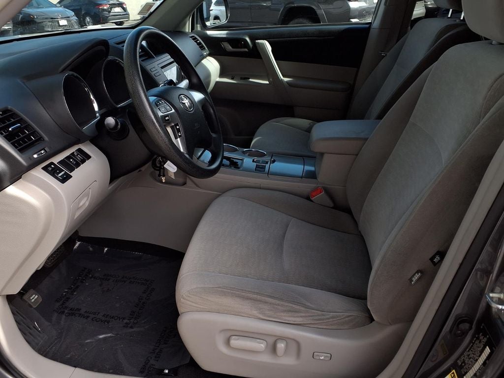 2012 Toyota Highlander Base
