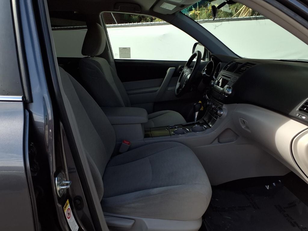 2012 Toyota Highlander Base