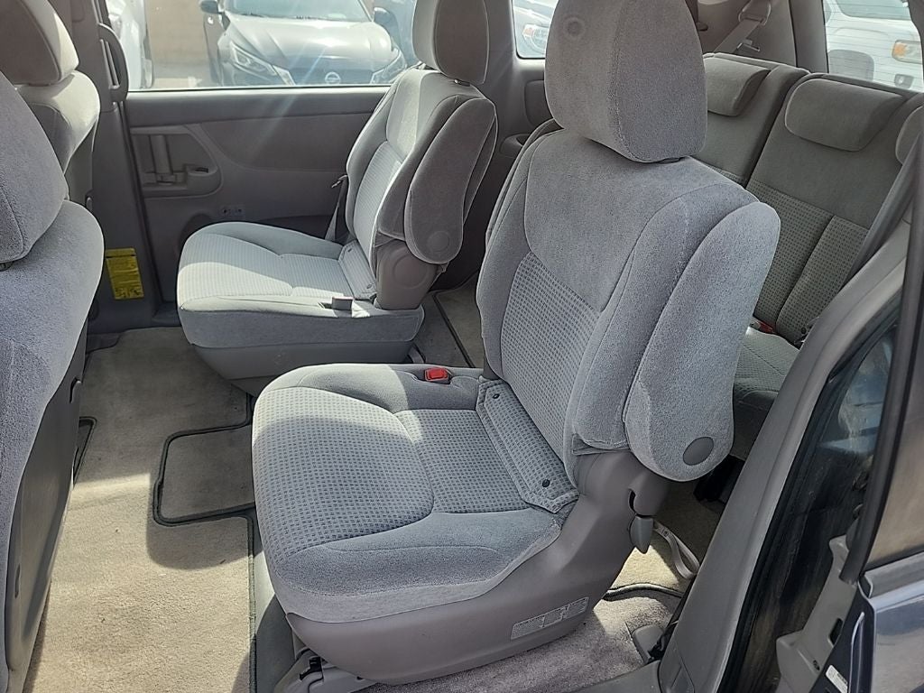 2009 Toyota Sienna CE