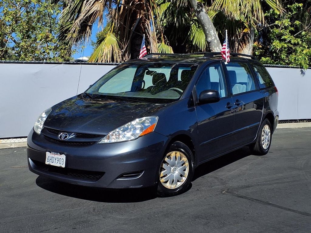 2009 Toyota Sienna CE