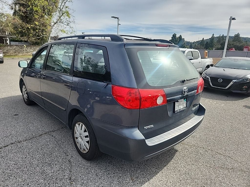 2009 Toyota Sienna CE