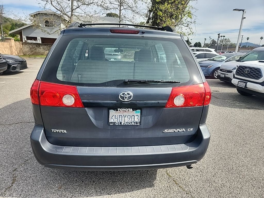 2009 Toyota Sienna CE