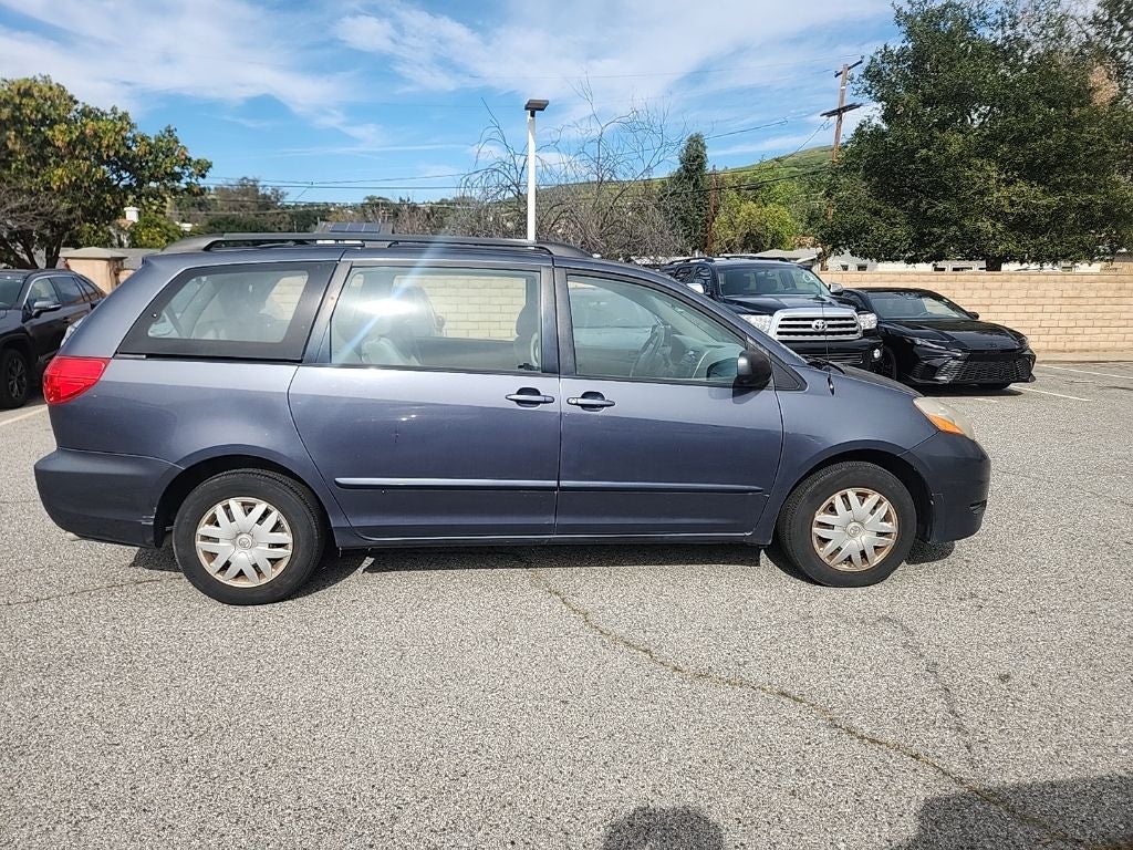 2009 Toyota Sienna CE