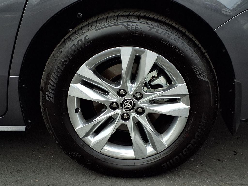 2025 Toyota Sienna Limited 7 Passenger