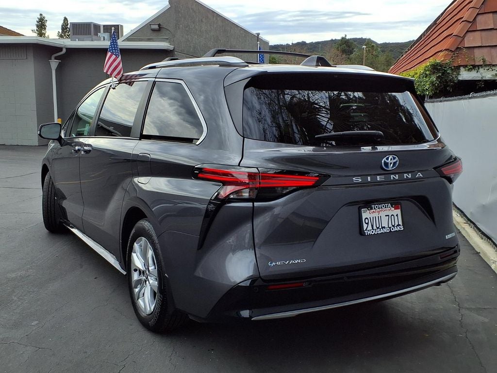 2025 Toyota Sienna Limited 7 Passenger