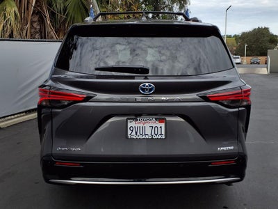 2025 Toyota Sienna Limited 7 Passenger