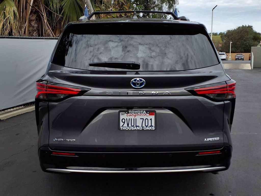 2025 Toyota Sienna Limited 7 Passenger