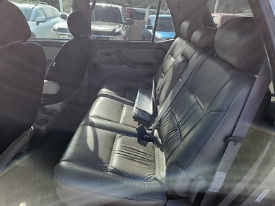 2003 Toyota Sequoia SR5