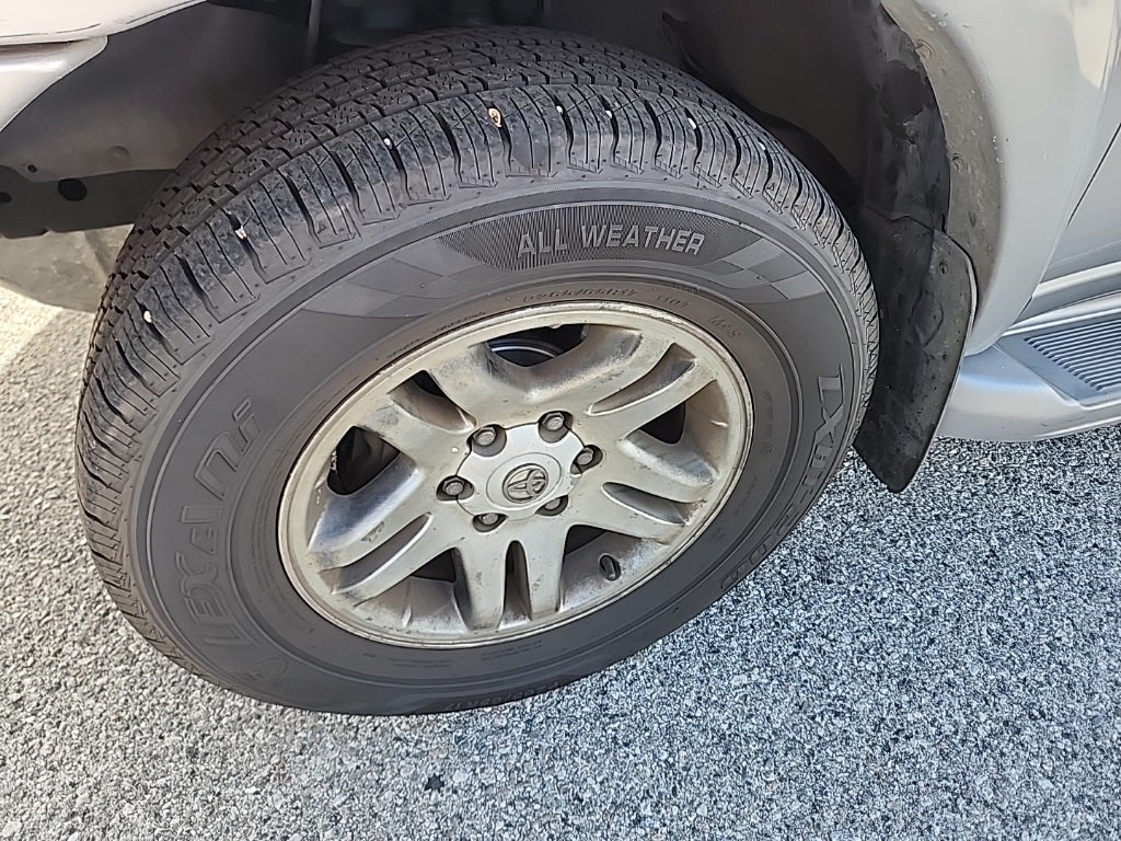 2003 Toyota Sequoia SR5