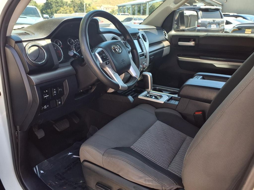 2017 Toyota Tundra SR5 4.6L V8