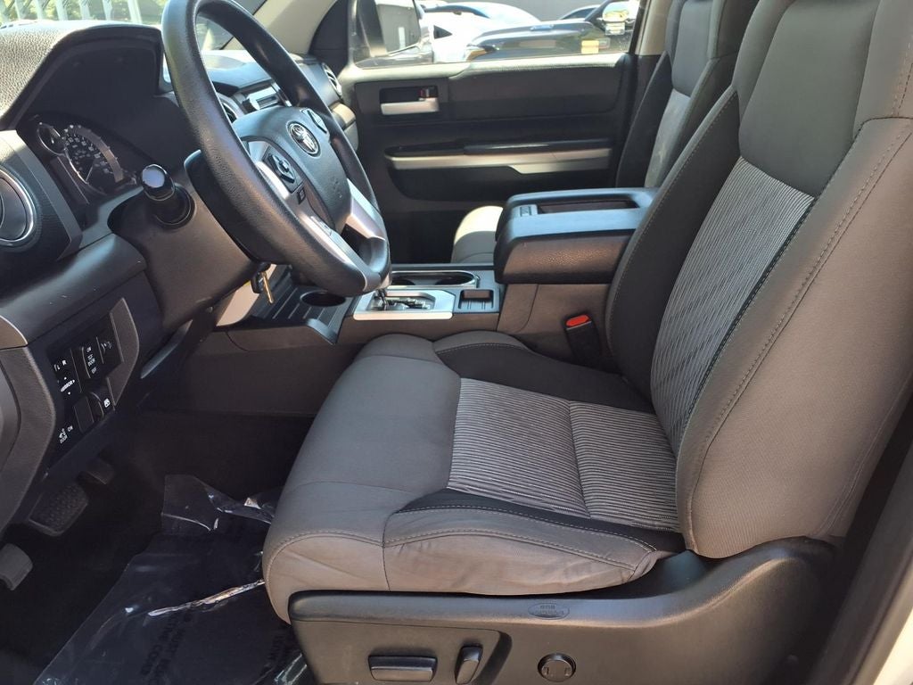 2017 Toyota Tundra SR5 4.6L V8