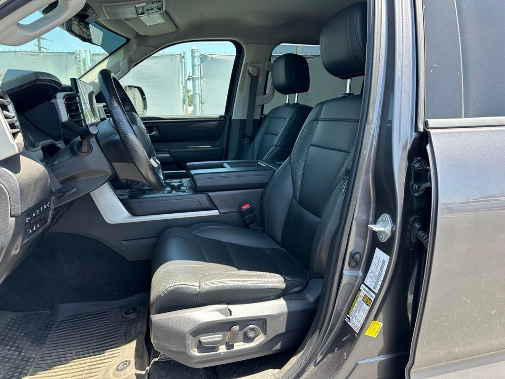 2022 Toyota Tundra SR5