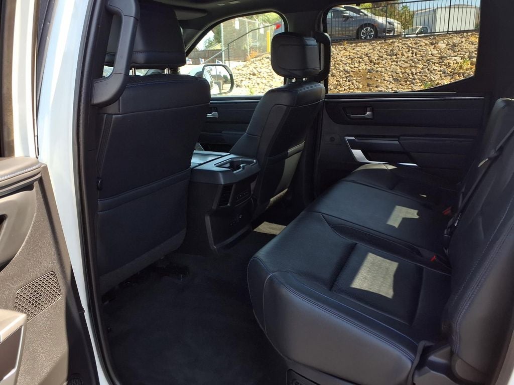 2023 Toyota Tundra Hybrid Platinum