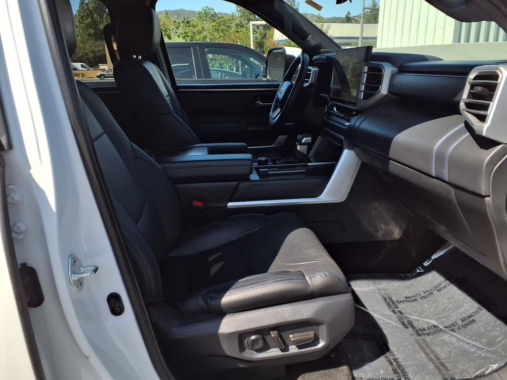 2023 Toyota Tundra Hybrid Platinum