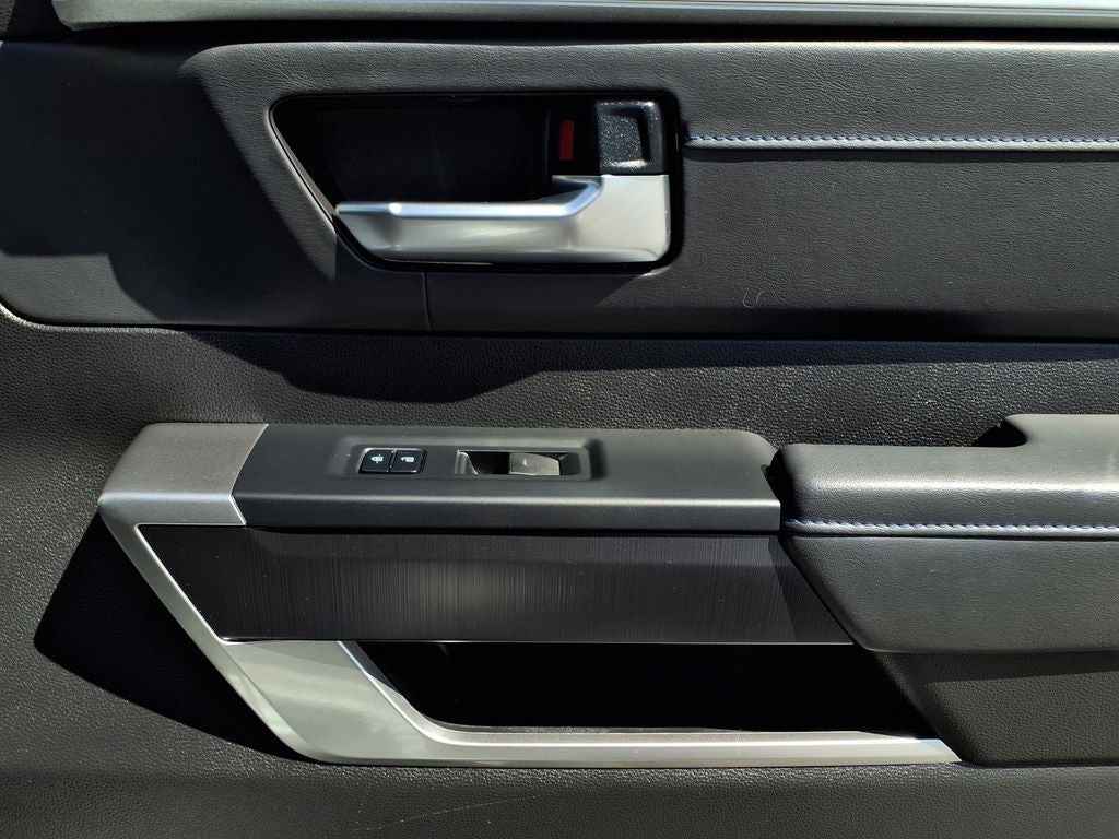 2023 Toyota Tundra Hybrid Platinum