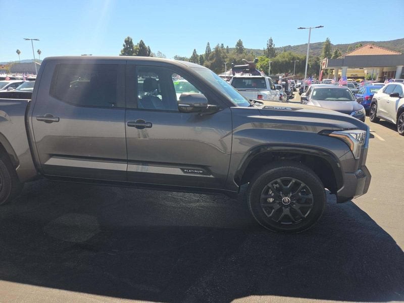 2024 Toyota Tundra Hybrid Platinum