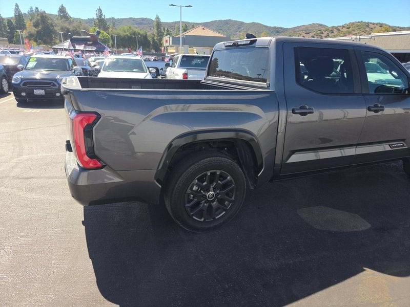 2024 Toyota Tundra Hybrid Platinum