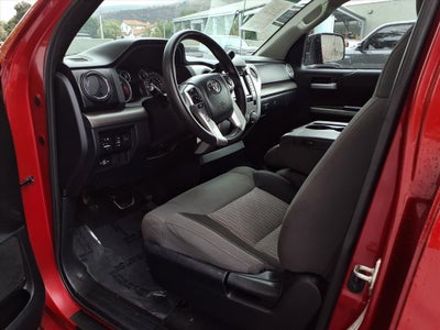 2017 Toyota Tundra SR5