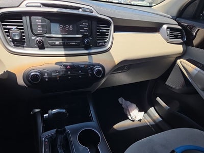 2016 Kia Sorento LX