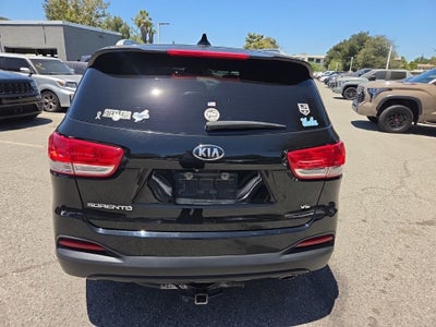 2016 Kia Sorento LX