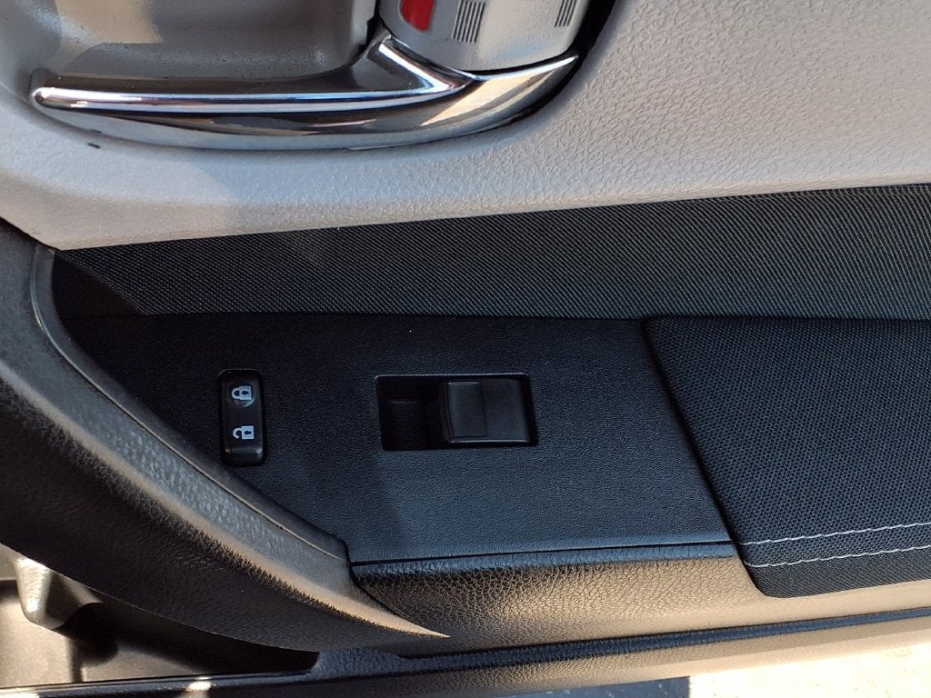 2016 Toyota Corolla LE Plus