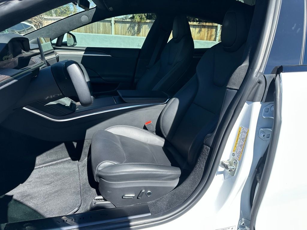 2022 Tesla Model S Base