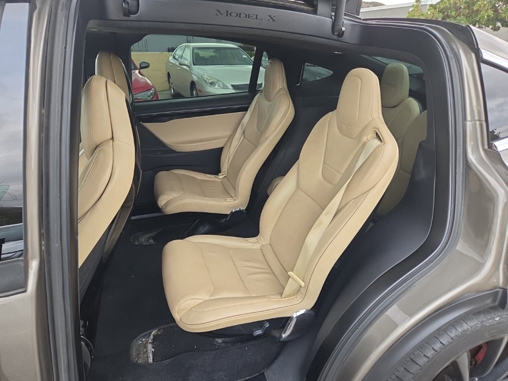 2016 Tesla Model X P90D